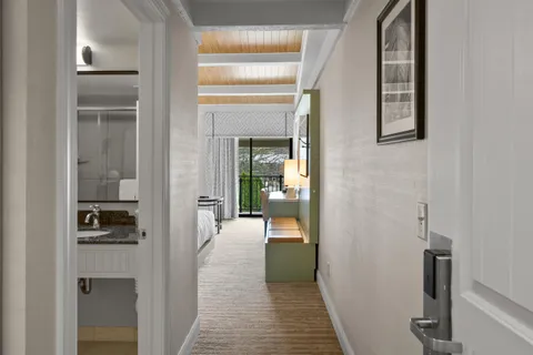 $141,900 | 269 Fontana Boulevard, Unit 2668, Fontana, WI 53125