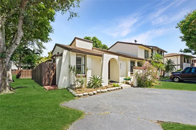 $3,000 | 6701 Southwest 129th Court, Miami, FL 33183