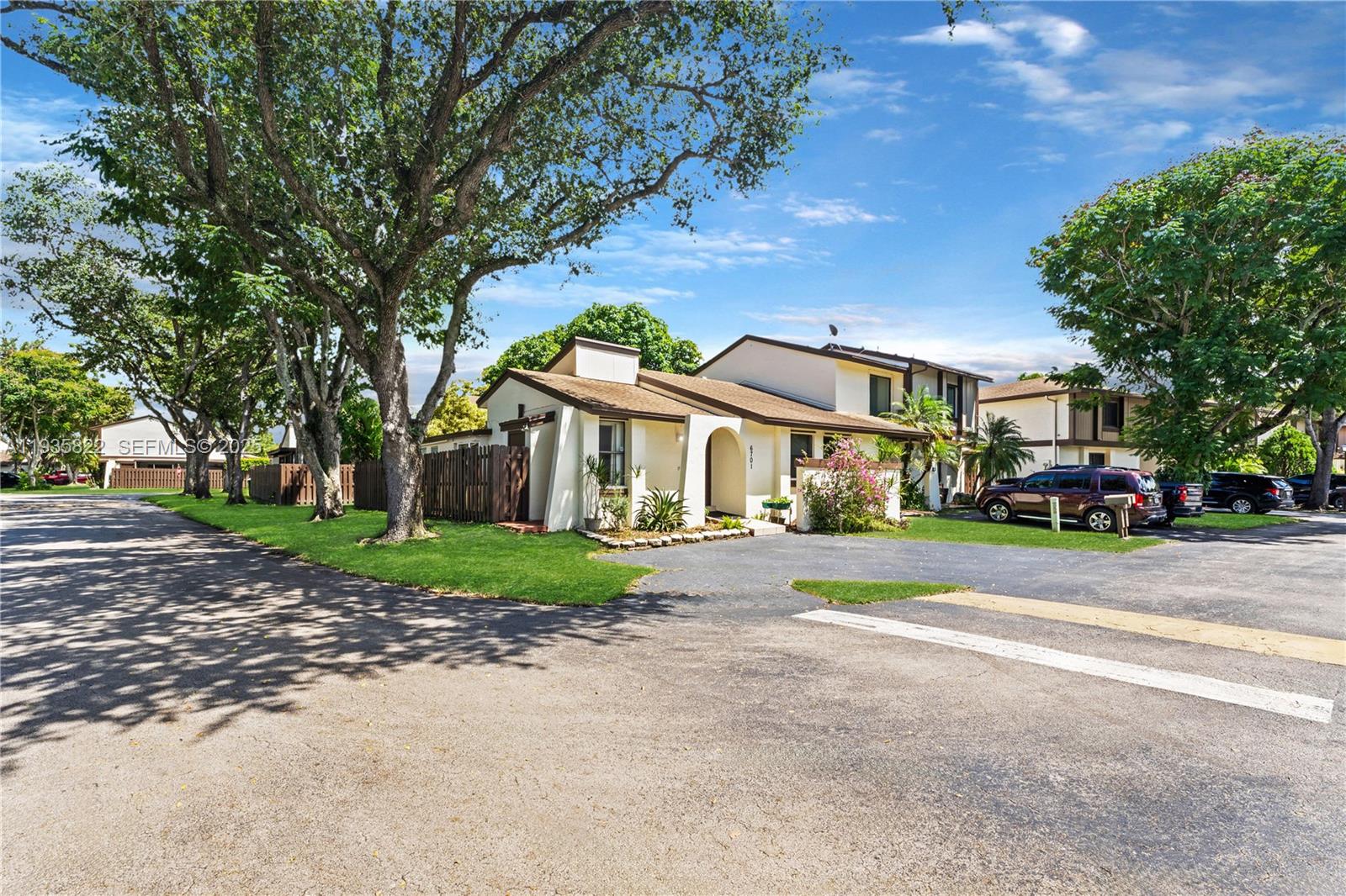 6701 Southwest 129th Court Miami, FL 33183 - Photo 3 of 8