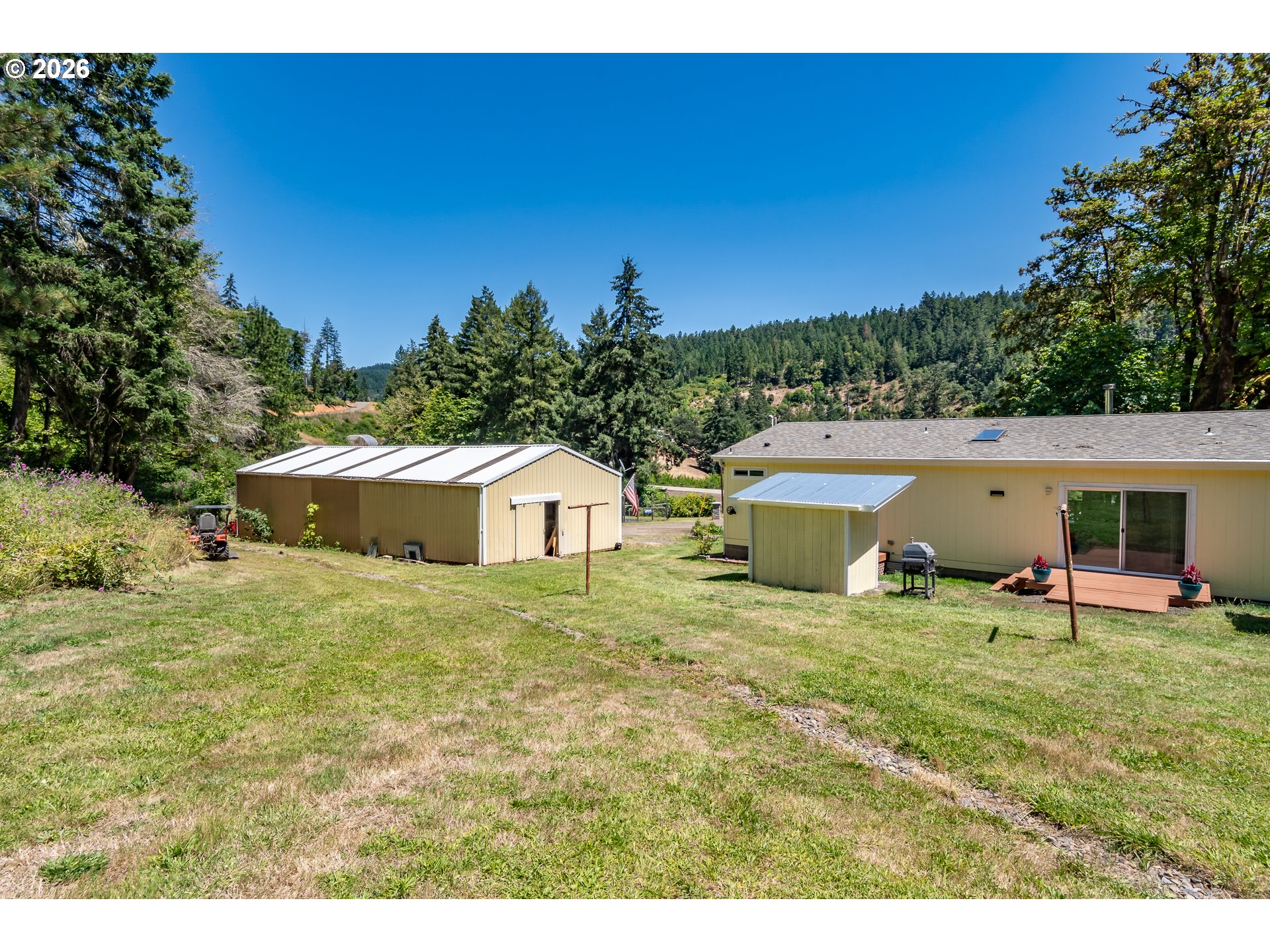 5833 Hubbard Creek Road Umpqua, OR 97486 - Photo 31 of 48 Backyard