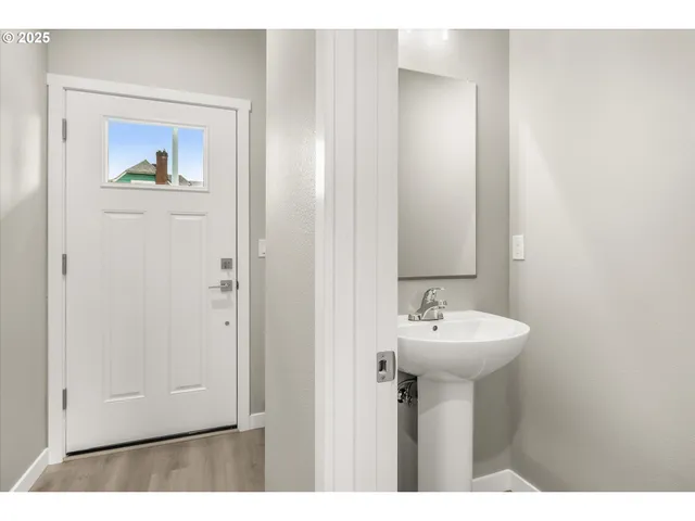 $559,934 | 63 Northwest Mawrcrest Drive, Gresham, OR 97030