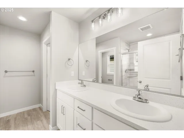 $559,934 | 63 Northwest Mawrcrest Drive, Gresham, OR 97030