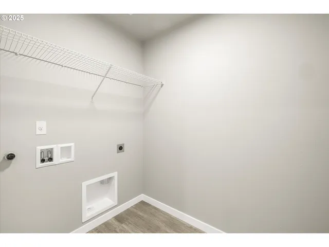 $559,934 | 63 Northwest Mawrcrest Drive, Gresham, OR 97030