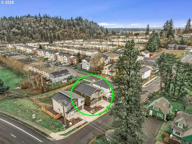 $559,934 | 63 Northwest Mawrcrest Drive, Gresham, OR 97030