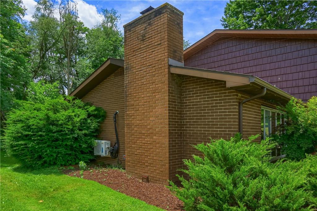 106 Colonial Way Aliquippa, PA 15001 - Photo 44 of 50