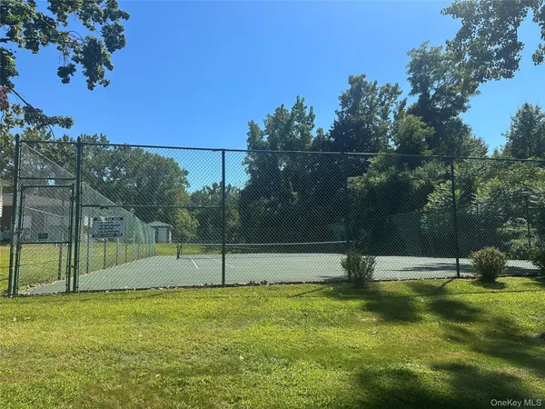 $235,000 | 1605 Baldwin Lane, Unit 16E, Newburgh, NY 12550