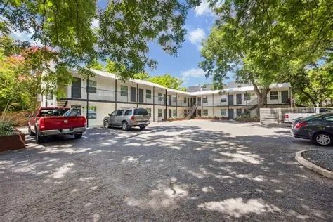 $895 | 4504 Speedway, Austin, TX 78751