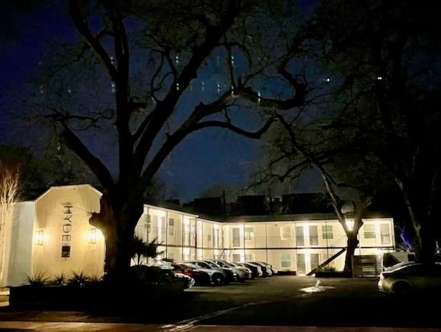 $895 | 4504 Speedway, Austin, TX 78751