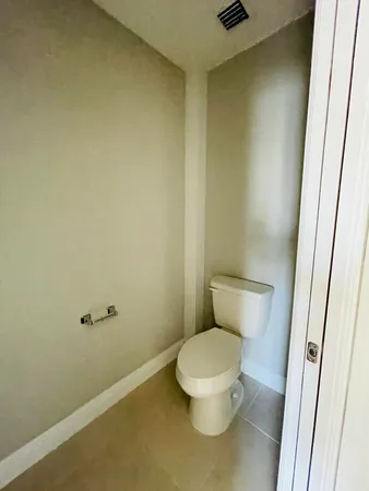 $2,100 | 102940 Overseas Highway, Unit 1, Key Largo, FL 33037