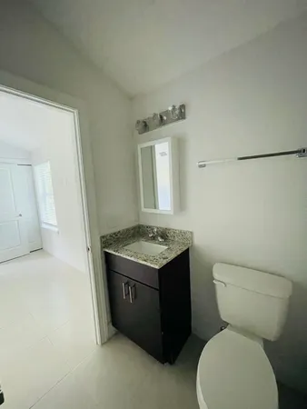 $2,100 | 102940 Overseas Highway, Unit 1, Key Largo, FL 33037