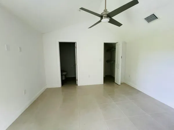 $2,100 | 102940 Overseas Highway, Unit 1, Key Largo, FL 33037