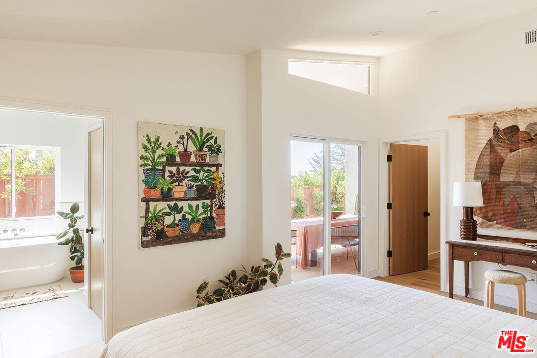 2542 Santa Rosa Avenue Altadena, CA 91001 - Photo 18 of 34