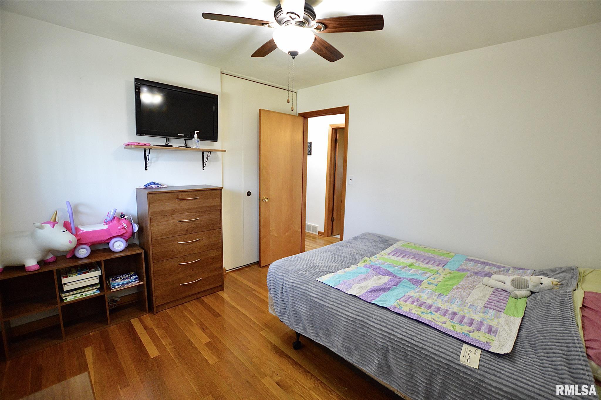 2324 East Sangamon Avenue Springfield, IL 62702 - Photo 11 of 27 Gallery Image 11
