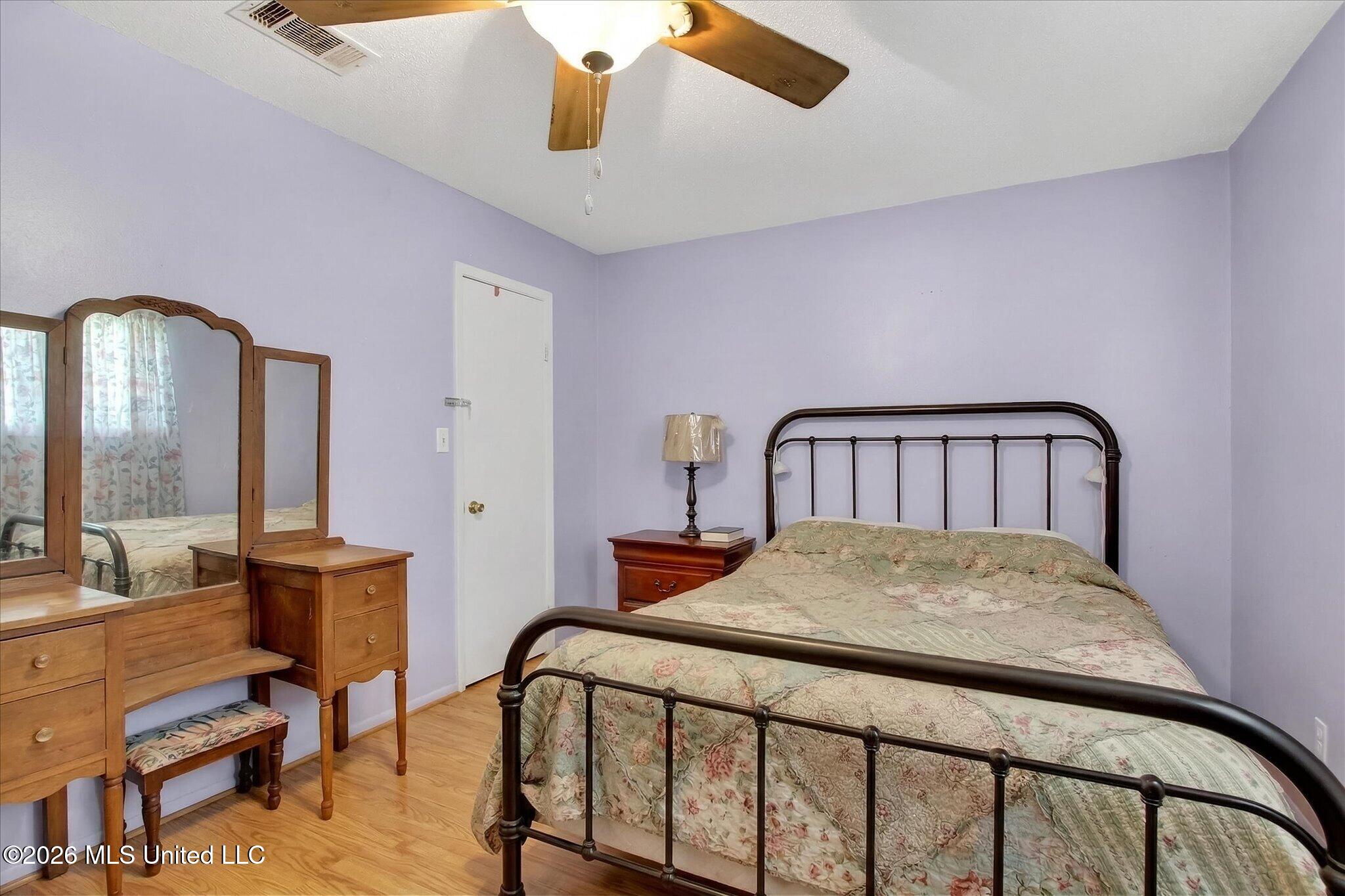 2003 Ray Avenue Pascagoula, MS 39567 - Photo 31 of 49 33-031_IMG_7410