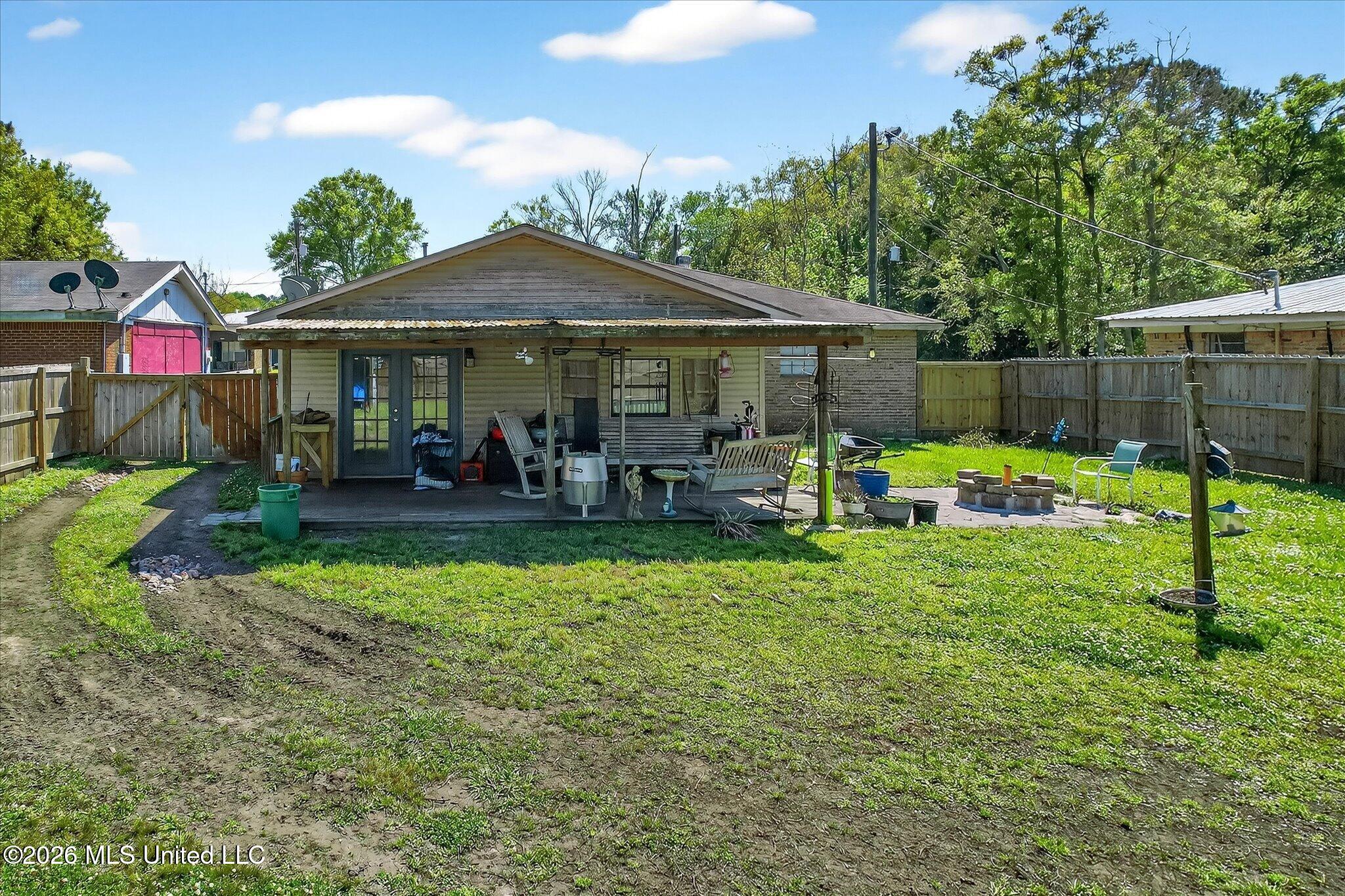 2003 Ray Avenue Pascagoula, MS 39567 - Photo 39 of 49 43-039_DJI_0031
