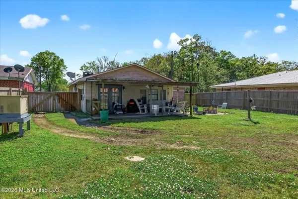 $150,000 | 2003 Ray Avenue, Pascagoula, MS 39567