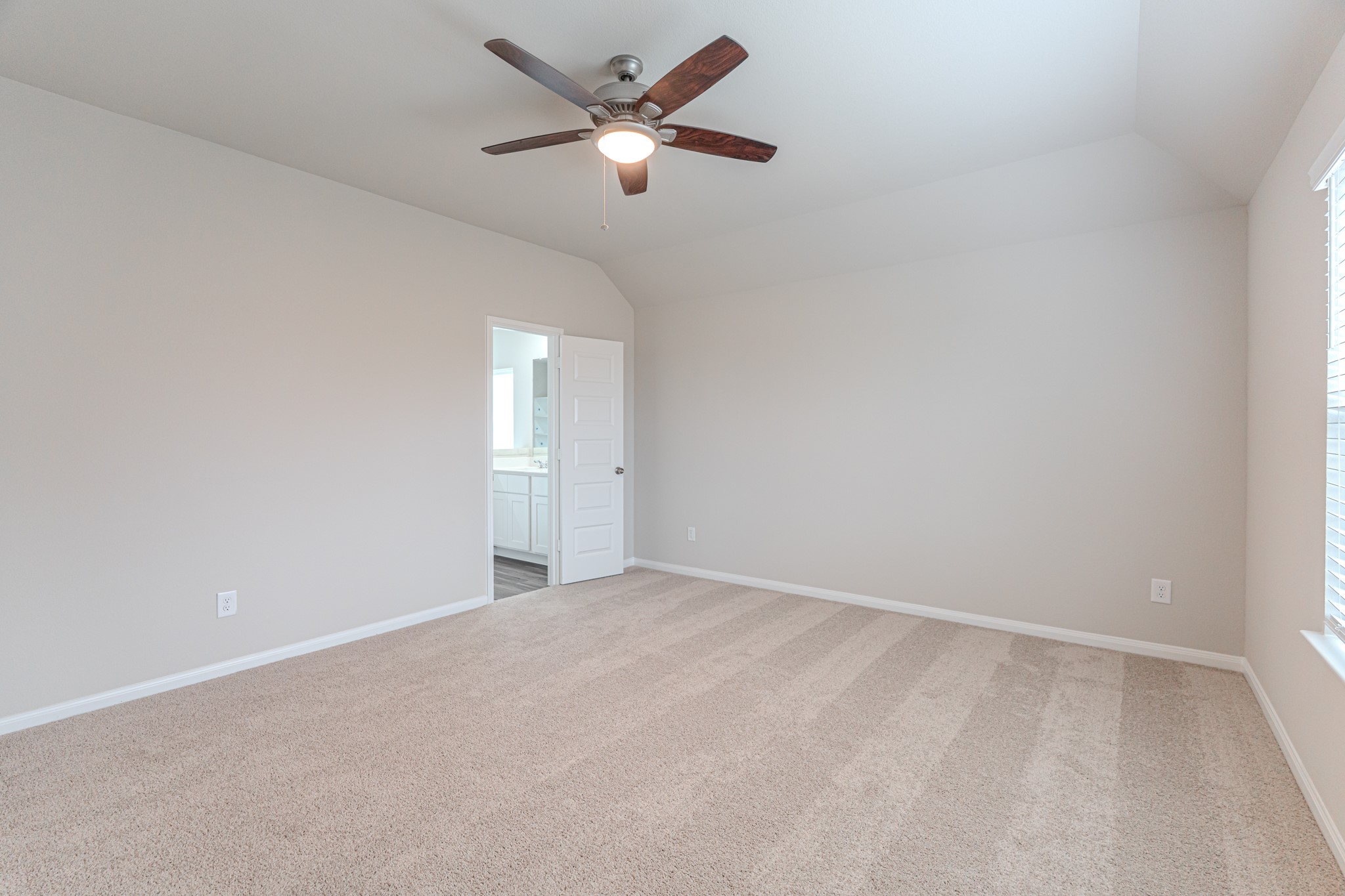 9219 Grace Rdg Drive Willis, TX 77318 - Photo 28 of 44 a view of an empty room