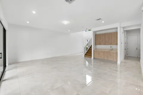 $2,000,900 | 9241 Sunflower Mdw Road, Boca Raton, FL 33434