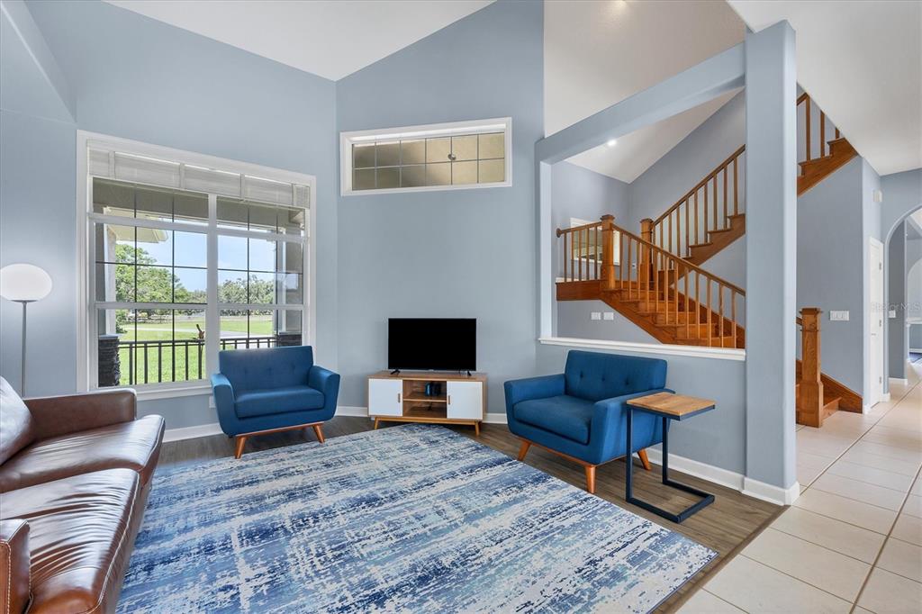 1355 Debrecen Road Sarasota, FL 34240 - Photo 6 of 52 Living Room