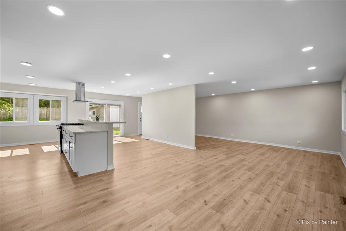 1420 Cooper Road Hoffman Estates, IL 60169 - Photo 32 of 33