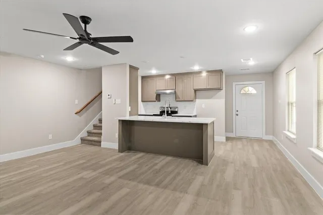 $2,090 | 2642 Hutchinson Street, Fort Worth, TX 76106