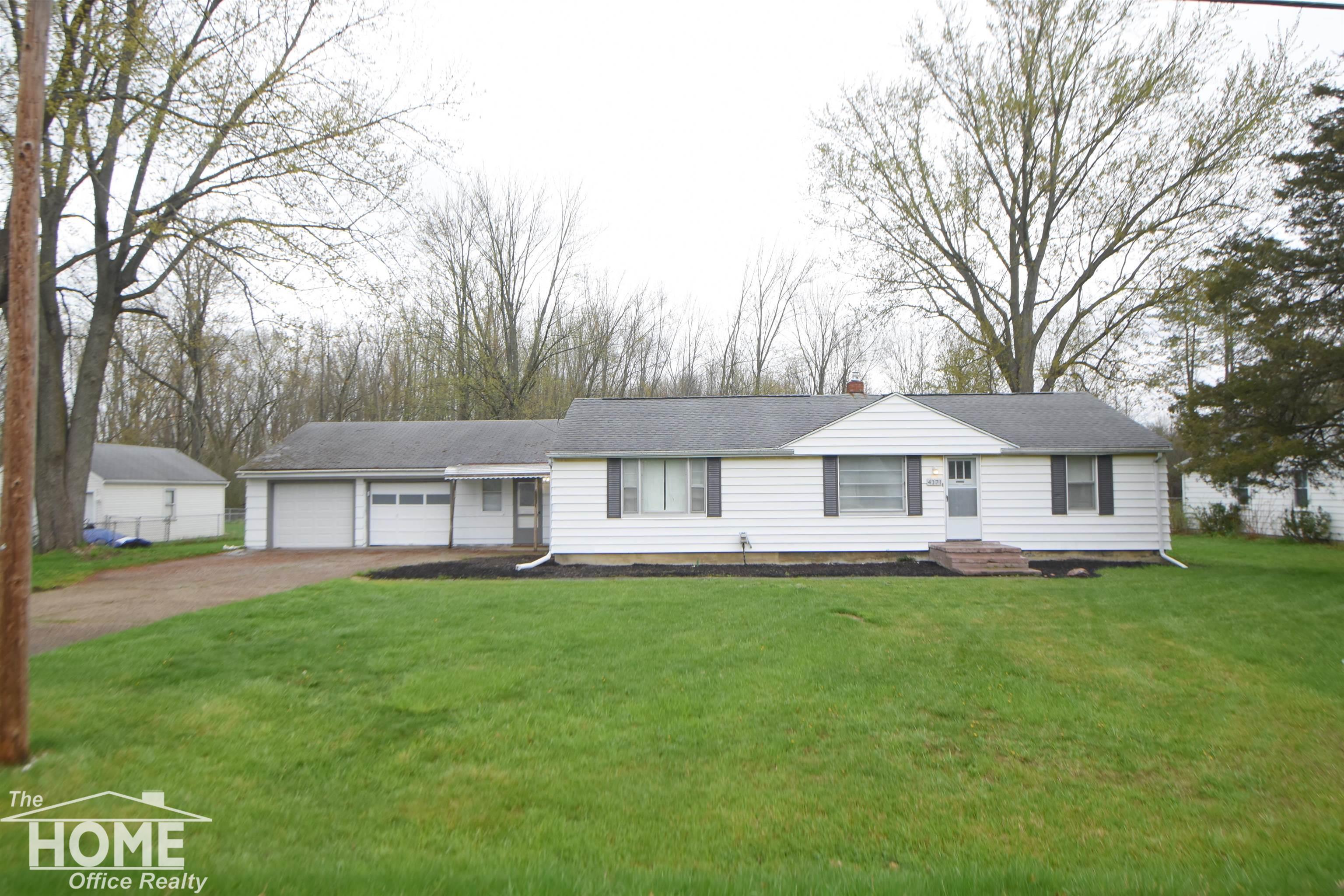 4171 Risedorph Street Burton, MI 48509 - Photo 1 of 28 50106510.JPG