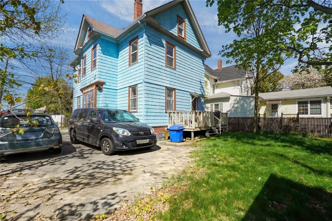 98 Andem Street Providence, RI 02908 - Photo 4 of 49