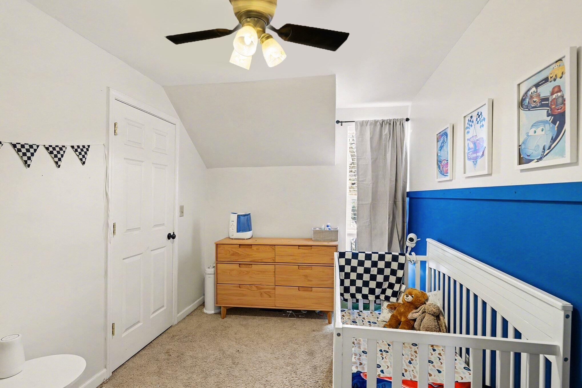 121 Frost Street Jackson, MI 49202 - Photo 17 of 25 020_img_3827_512