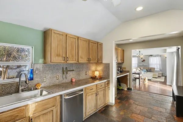 $175,000 | 121 Frost Street, Jackson, MI 49202