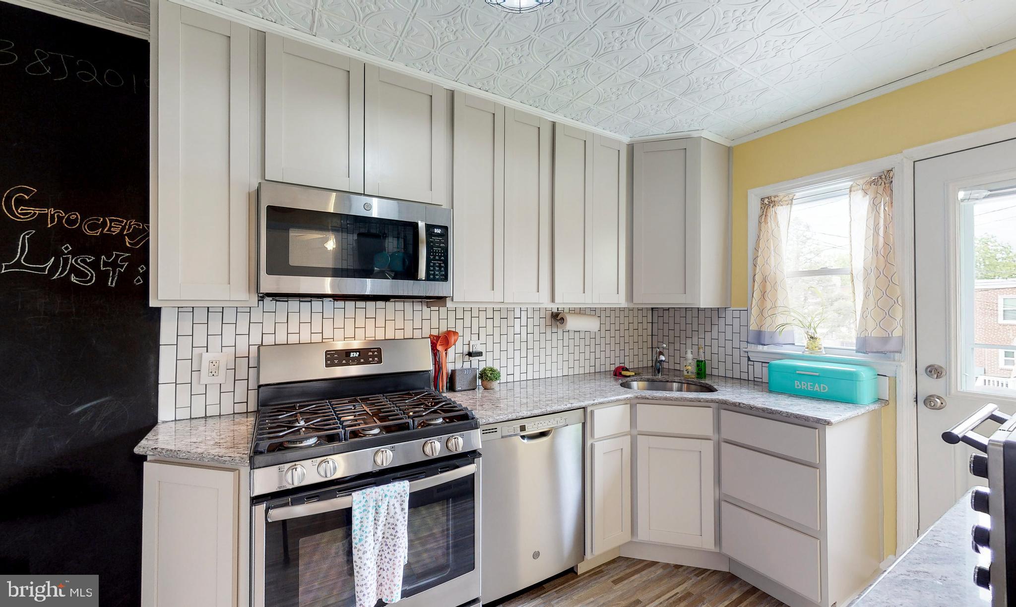 1762 Amuskai Road Baltimore, MD 21234 - Photo 10 of 30 Kitchen