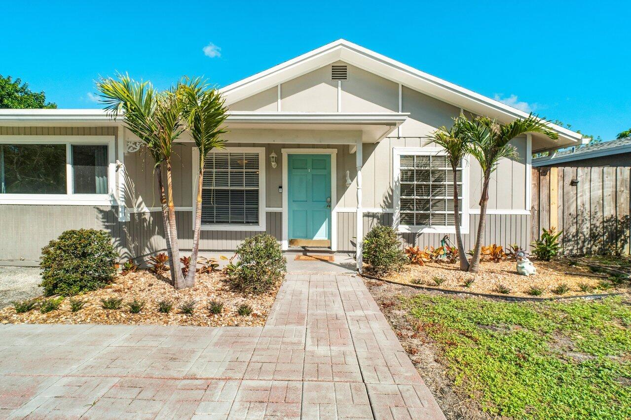 4863 Lincoln Road Delray Beach, FL 33445 - Photo 1 of 19 Front of House
