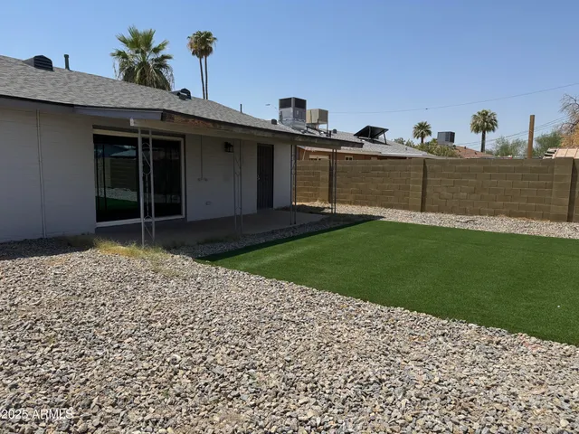 $2,750 | 8316 East Palm Lane, Scottsdale, AZ 85257