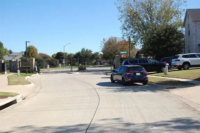 $3,700 | 3912 Belle Maison Court, Arlington, TX 76016