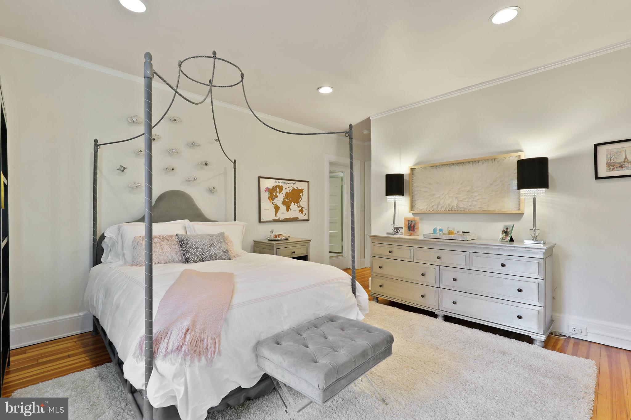 8 East Bishop's Road Baltimore, MD 21218 - Photo 41 of 56