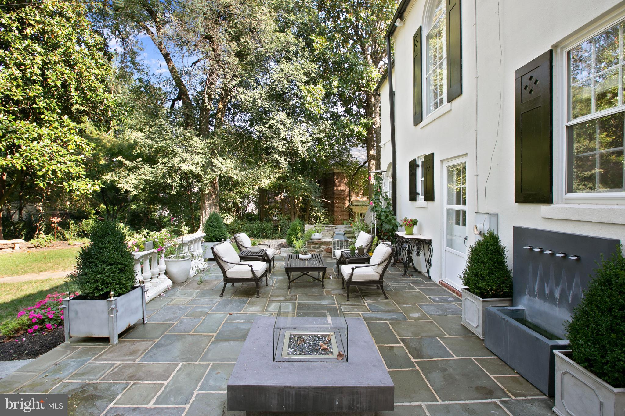 8 East Bishop's Road Baltimore, MD 21218 - Photo 44 of 56