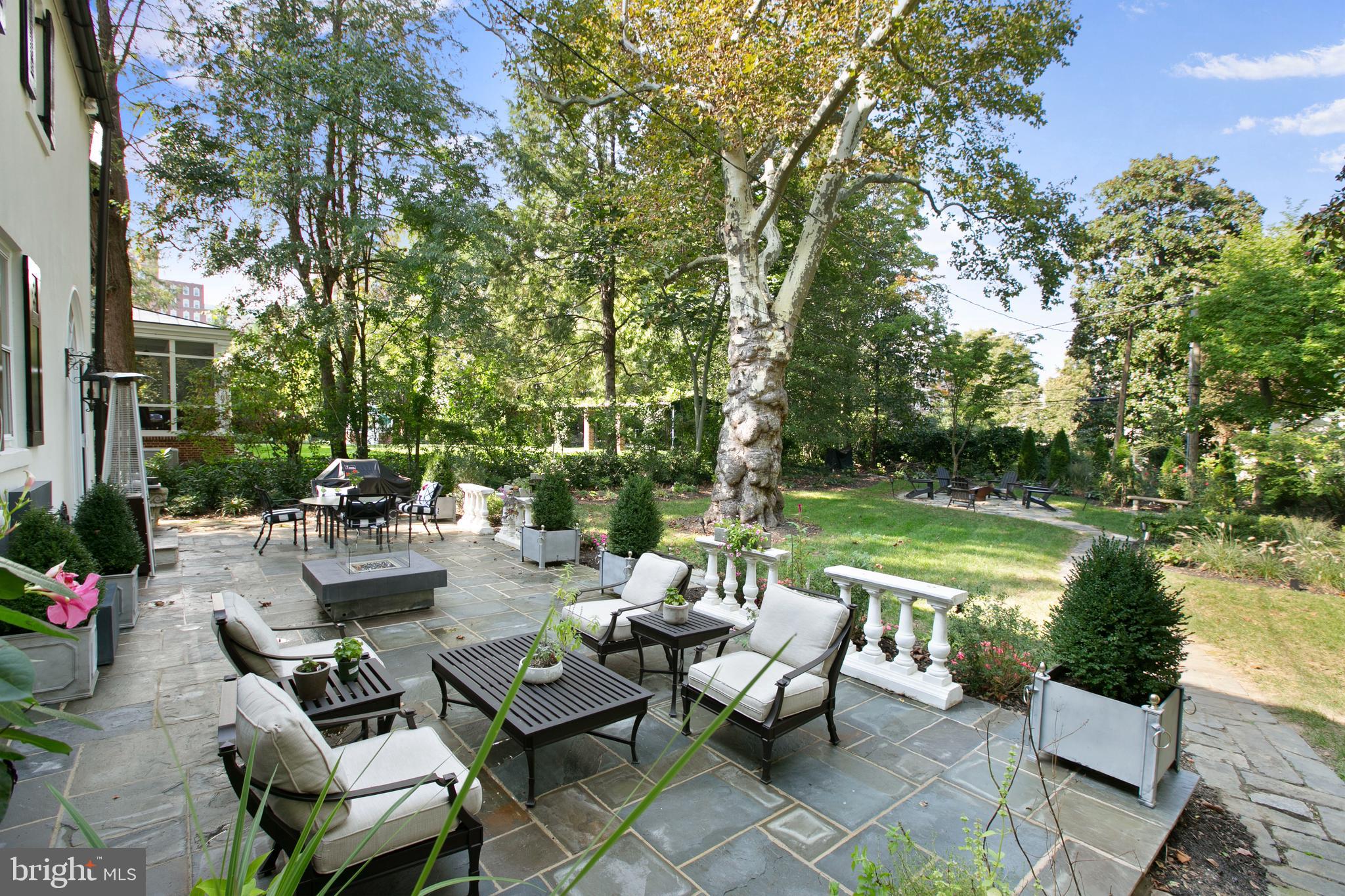 8 East Bishop's Road Baltimore, MD 21218 - Photo 47 of 56