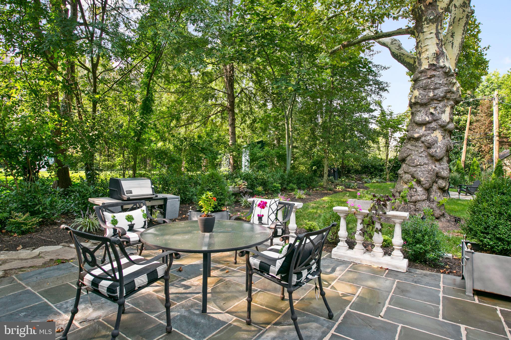 8 East Bishop's Road Baltimore, MD 21218 - Photo 49 of 56