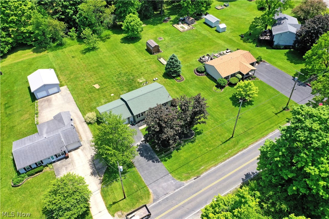 754 Warner Road Hubbard, OH 44425 - Photo 7 of 46 Expansive property featuring multiple structures on a generously sized lot