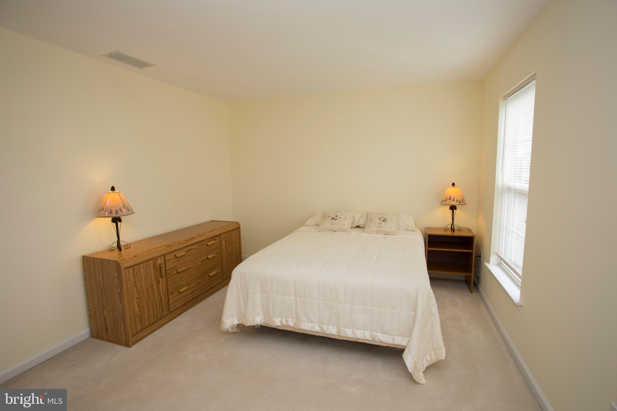 5 Avalon Road Pennington, NJ 08534 - Photo 15 of 36 Gallery Image 15