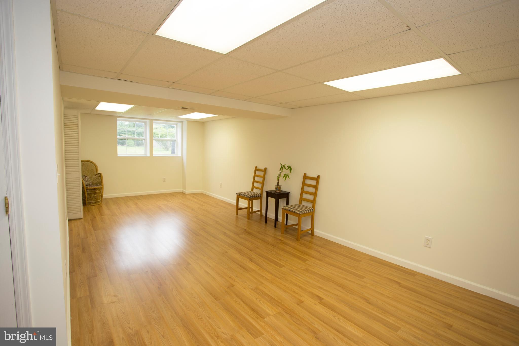 5 Avalon Road Pennington, NJ 08534 - Photo 29 of 36 Gallery Image 29