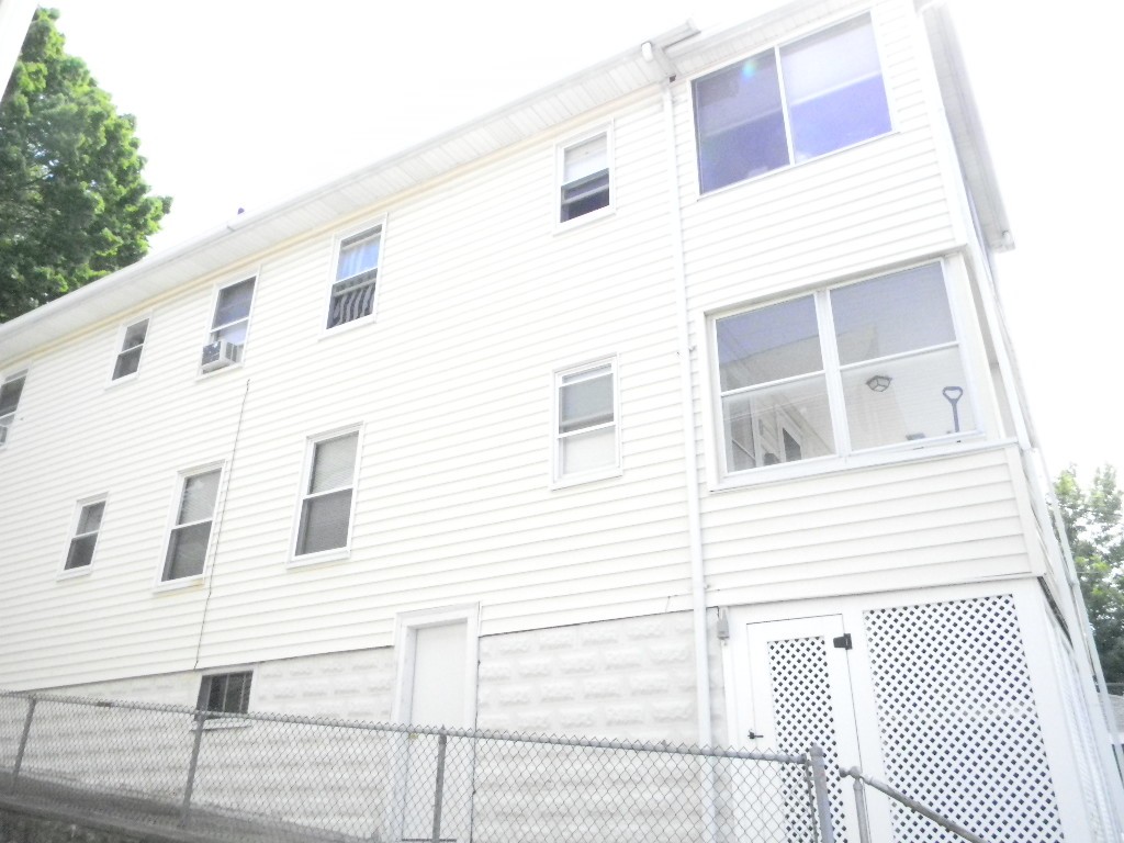 5-7 Upland Road Somerville, MA 02144 - Photo 3 of 18 Gallery Image 3