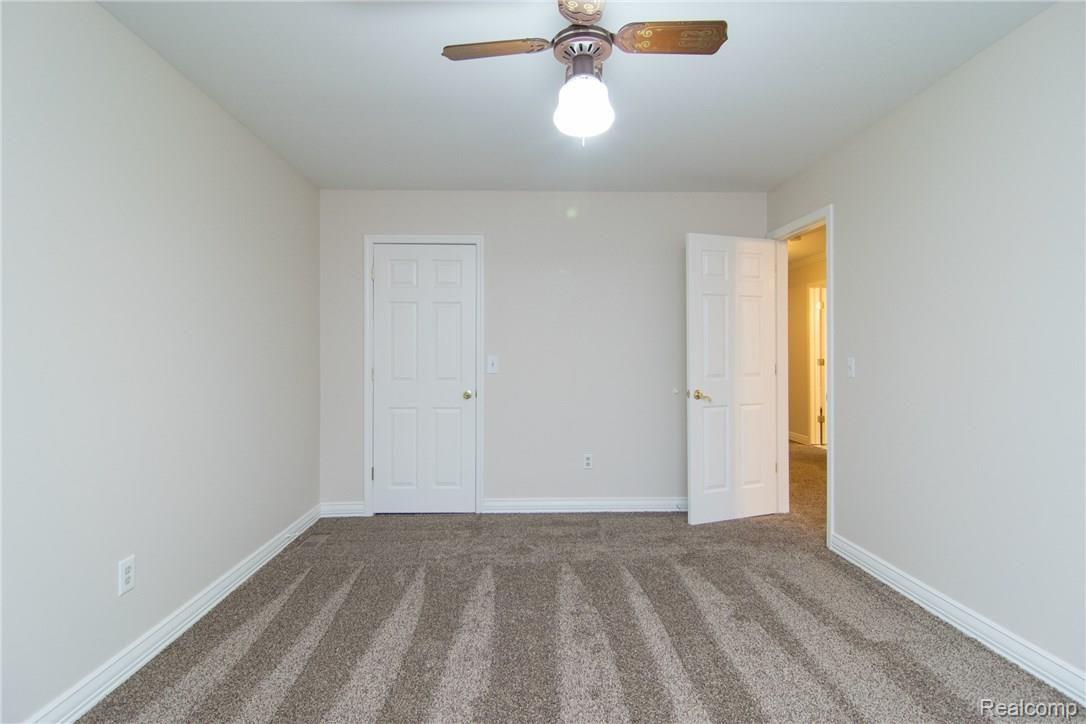868 Lion Street Rochester, MI 48307 - Photo 31 of 42 DSC_0383.jpg