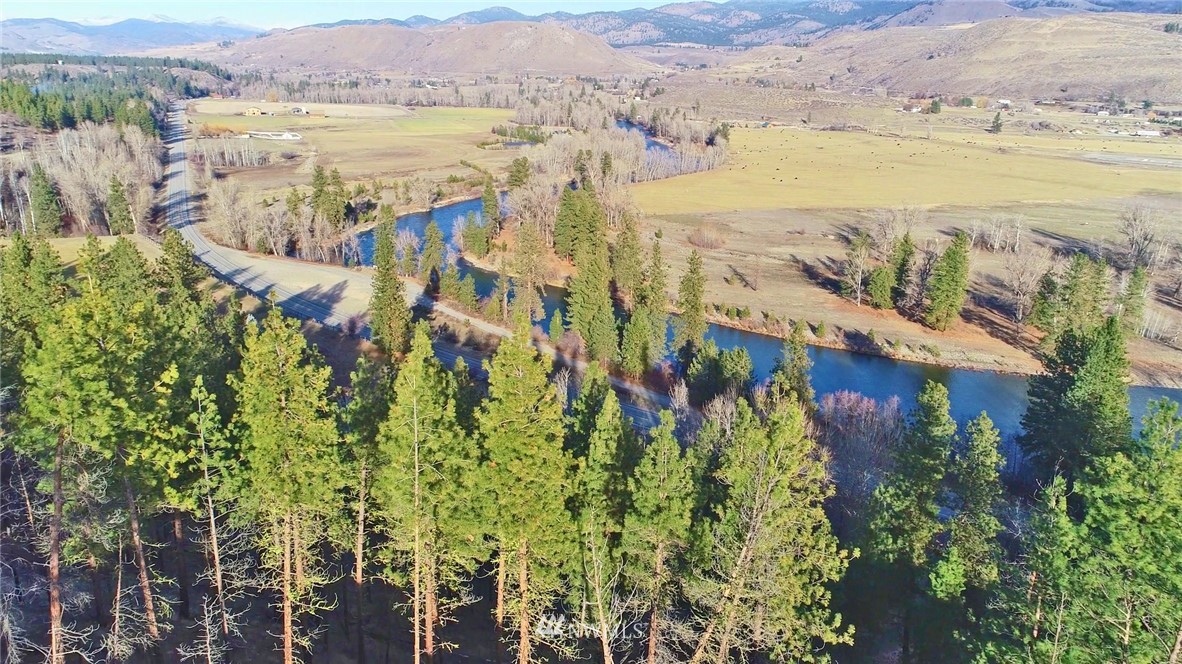 1 Rising Eagle Road, Unit RD Twisp, WA 98856 - Photo 20 of 40 a view of a city