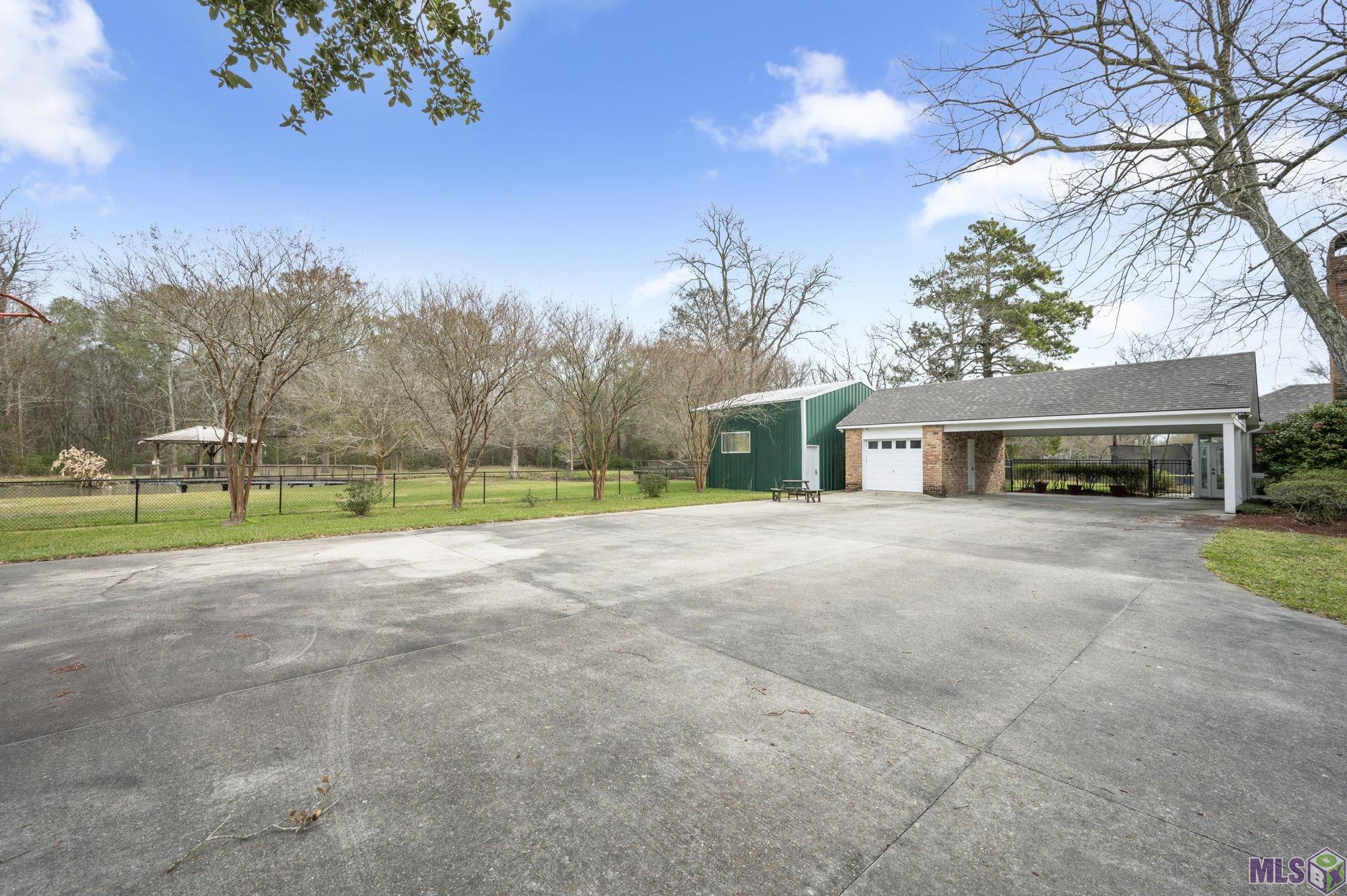 5775 Bayou Paul Road St. Gabriel, LA 70776 - Photo 34 of 44 2 car carport