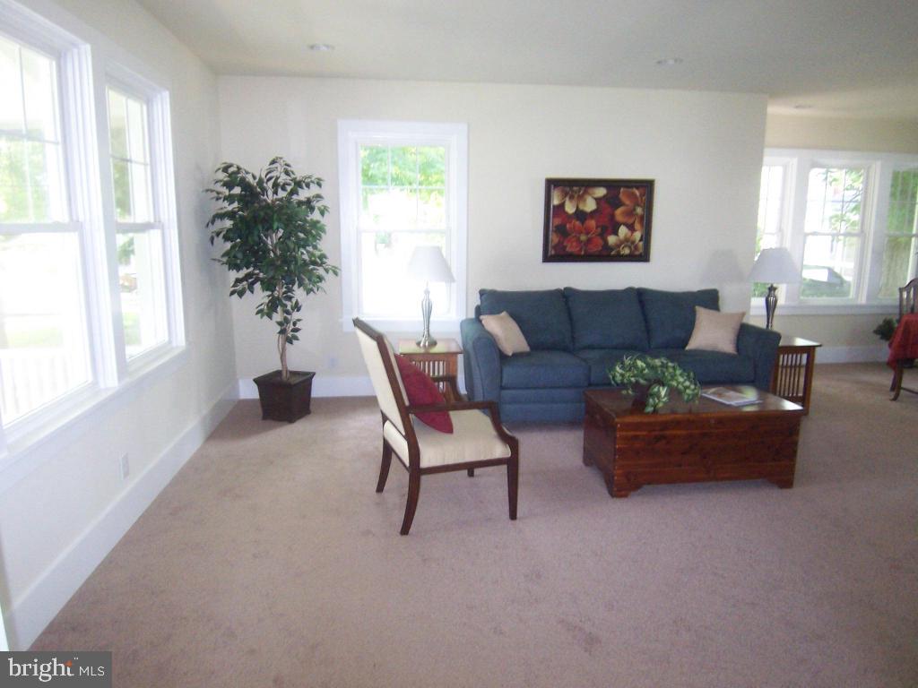 225 Pleasure Road Lancaster, PA 17601 - Photo 5 of 17 Gallery Image 5