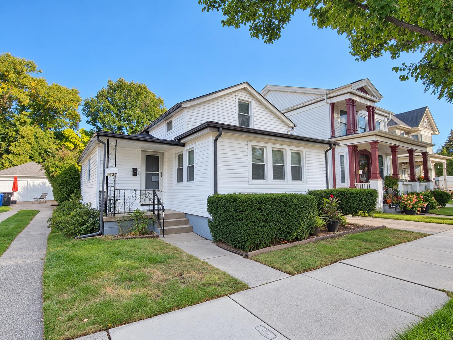 1437 Park Avenue Racine, WI 53403 - Photo 2 of 18 Front 1
