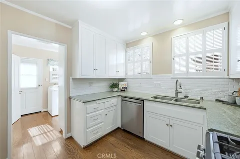 $1,850,000 | 62 61st Place, Long Beach, CA 90803