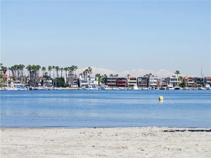 $1,850,000 | 62 61st Place, Long Beach, CA 90803