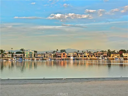 $1,850,000 | 62 61st Place, Long Beach, CA 90803