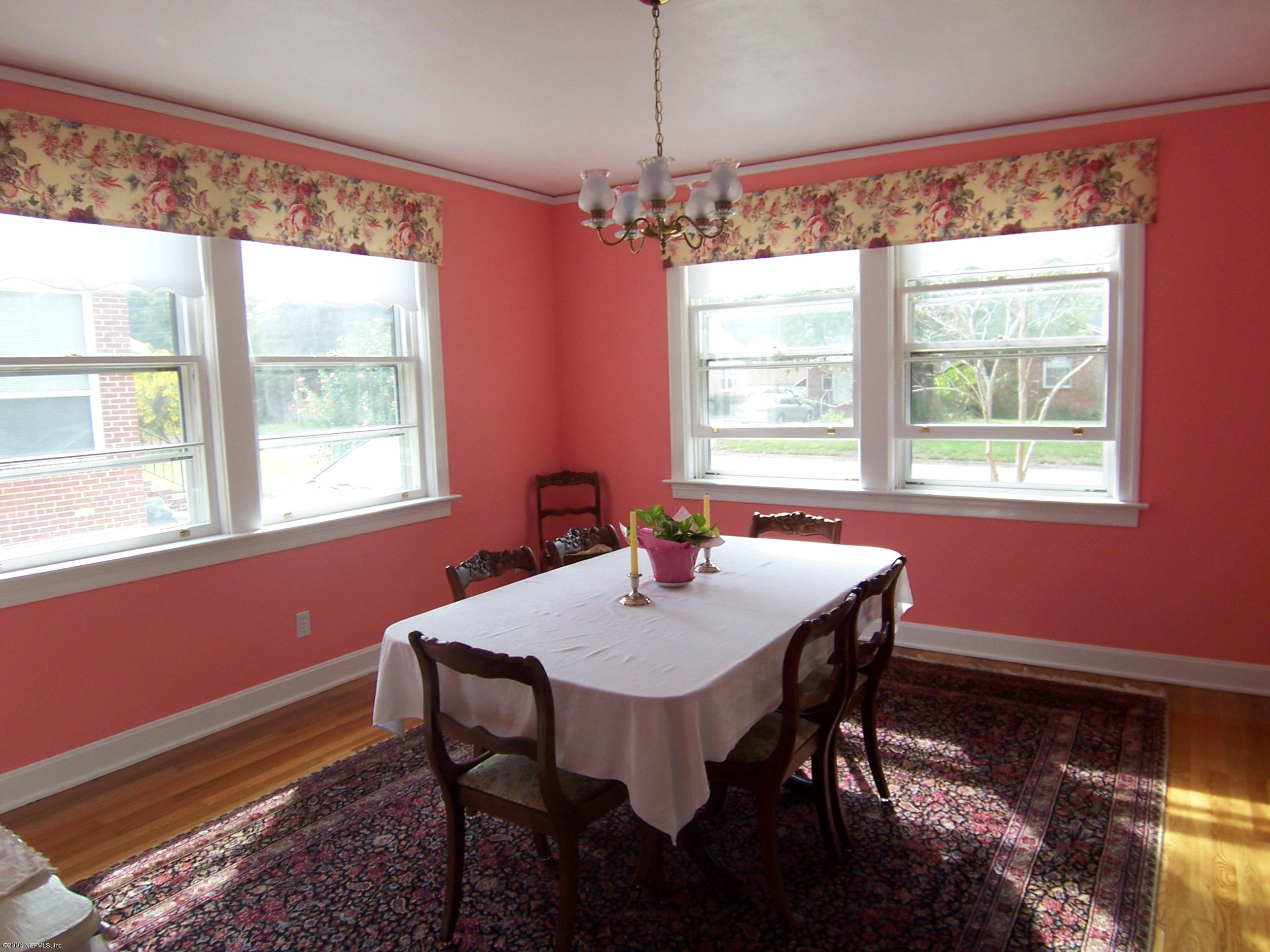837 South Shores Road Jacksonville, FL 32207 - Photo 5 of 14 Dining Room